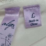 Alya  Crochet White Cap Sleeves Scalloped Hem Size Large Dress Photo 9