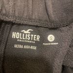 Hollister  Joggers Photo 2