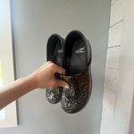 Dansko  Black Silver Animal Printed Clogs Slip-Resistant Nursing Shoes 41/10.5-11 Photo 7