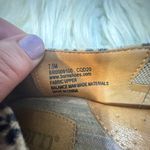 BORN Sebra Leopard Animal Print Flats Slip On Comfort Shoes Size 7.5 Tan Photo 3