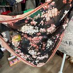 White House | Black Market Floral Black and Pink Scarf. Photo 3