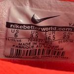 Nike Roshe One Flyknit Sneakers - Size 6 Photo 7