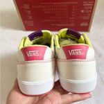 Vans  Lowland ComfyCush Shoe
Women Size 7.0 US Photo 5