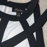 Thalia Sodi WHITE and black tank top Photo 1