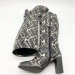 Dusano Womens‎ Boots Size 37 Snakeskin Python Print Chunky Heeled Mobwife Retro Black Photo 5