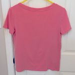 Gap  Organic Cotton V-Neck Short Sleeve Tee in Lipstick Pink Photo 4