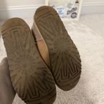 UGG  Boots Photo 4