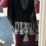 Gypsy 05  from Anthropologie poncho boho chic one size Black and Gray Women's Photo 6