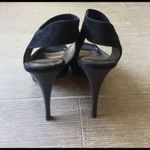 Pelle Moda suede 4” high heels 6.5 Black Photo 4