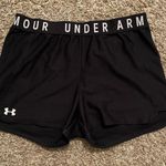 Under Armour Black Shorts Photo 0