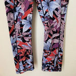 Lululemon  Train Times 7/8 25” High Rise Leggings Lush Lillies Floral crop size 4 Photo 4