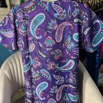 Vera Bradley floral Paisley Scrub Top Photo 4