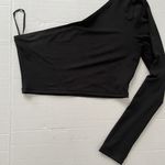 SheIn One Shoulder Crop Top Photo 5