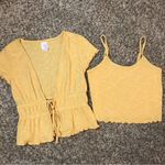 No Boundaries 2 piece, tie front top Photo 1