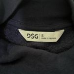 DICK'S Sporting Goods DSG sweatshirt Photo 1