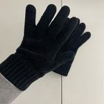 NWOT women’s solid black soft chenille warm‎ knit winter gloves accessories Photo 0
