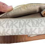 Michael Kors Jet Set Large Signature Logo Snap-Front Wallet Vanilla Acorn Classy Photo 5