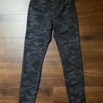 Danskin Leggings Photo 0