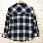 H&M  Divided Womens Sz XS Plaid Flannel Oversized Shirt Chest Pockets Black White Photo 4