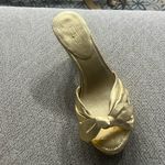 Coach  Gold heels Photo 2