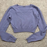 Brandy Melville  Lavender V Neck Cropped Knit Sweater Women M Photo 0
