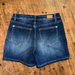 Judy Blue  distressed acid wash normcore L Bermuda shorts Photo 2