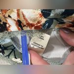 Buckle Daytrip Floral Lace Trim Top Photo 3