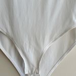 H&M Women’s Mockneck Ribbed Bodysuit, White, Size Large Photo 9