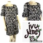 Ivy Jane black & white floral bell short sleeved dress size small Photo 3