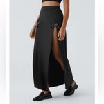 Halara NWT  Black Maxi buckle Skirt- Side Slits. Stretchy size M. Original bag Photo 2