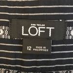 Loft Shorts Women's Size 12 Navy Blue Striped 100% Cotton Summer Shorts EUC Photo 1