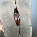 Via Scarpa Sandals Tan Brown Faux Leather Thong Flat Buckle Accent EU 36 US 6 Photo 5