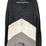 Polly & Esther Knit Sweater Size Large Black Grey White Color Block Boho Photo 0