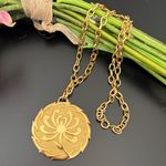 Trifari Vintage  Gold-tone Large Medallion Chrysanthemum Flower Pendant Necklace Photo 0