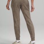 Lululemon Warm Down Jogger 7/8 Length size 4 Thread Dye Rover Black Womens Photo 2