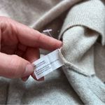 Club Monaco Club‎ Monaco beige & gray colorblock cashmere sweater Photo 5