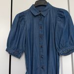 Ann Taylor  jean shirt dress  , belt optional
Puffy sleeves Photo 3