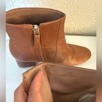 Anthropologie  Pippa tan women’s ankle booties size 7.5 Photo 3