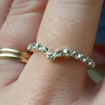 Rhinestone v shaped band Silver Photo 1