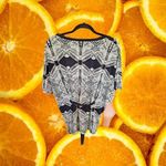 Dana Buchman  Black and White‎ Geometric Shaped Blouse Size L Photo 3