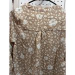 Everly  Tan White Floral Leopard Print V Neck Roll Tab Sleeve Blouse Top Size S Photo 5