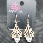 Paparazzi NWT  A Crown Pleaser Gold Earrings Photo 3