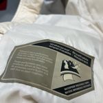 Columbia  Women's Off-White Puffer Jacket with Faux Fur Hood Photo 10