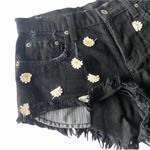 LF new Carmar ❉ Crazy Daisy Embroidered Denim Cut Offs Shorts ❉ Jet Black ❉ 26 Photo 5