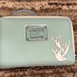 Lounge Fly  Wallet Photo 0