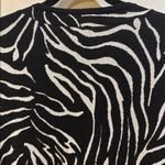JM Collection  Black and White Zebra Print Knit Cardigan Open Front No Pockets Photo 5