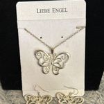 Silver Butterfly Necklace and Earring Set | So sweet! Great gift Photo 0