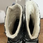 Keds  Women's Tally Point Black & Gray Snow Boots Size 8.5 Reflective Photo 4