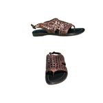 Donald Pliner Copper Metallic Leather Flexible Sole Shoe Sandal New NWT $245 Gold Size 6.5 Photo 3