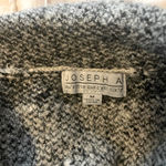 Joseph A . Gray‎ and Black Cardigan Size Medium Photo 3